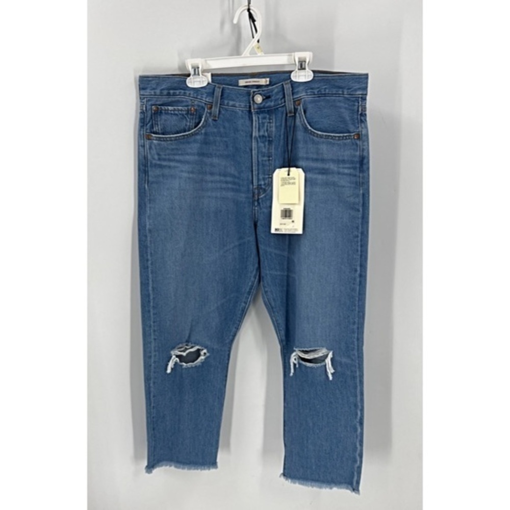 Levi’s wedgie high rise straight jeans 32
